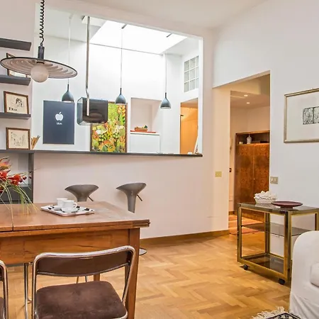 House & The City - Apartments In Rome Apartment *