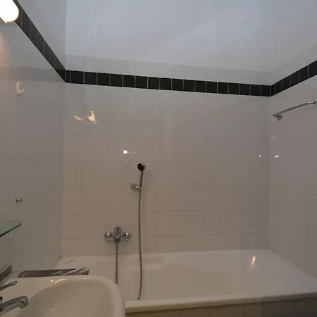 House & The City - Apartments In Rome Apartment *